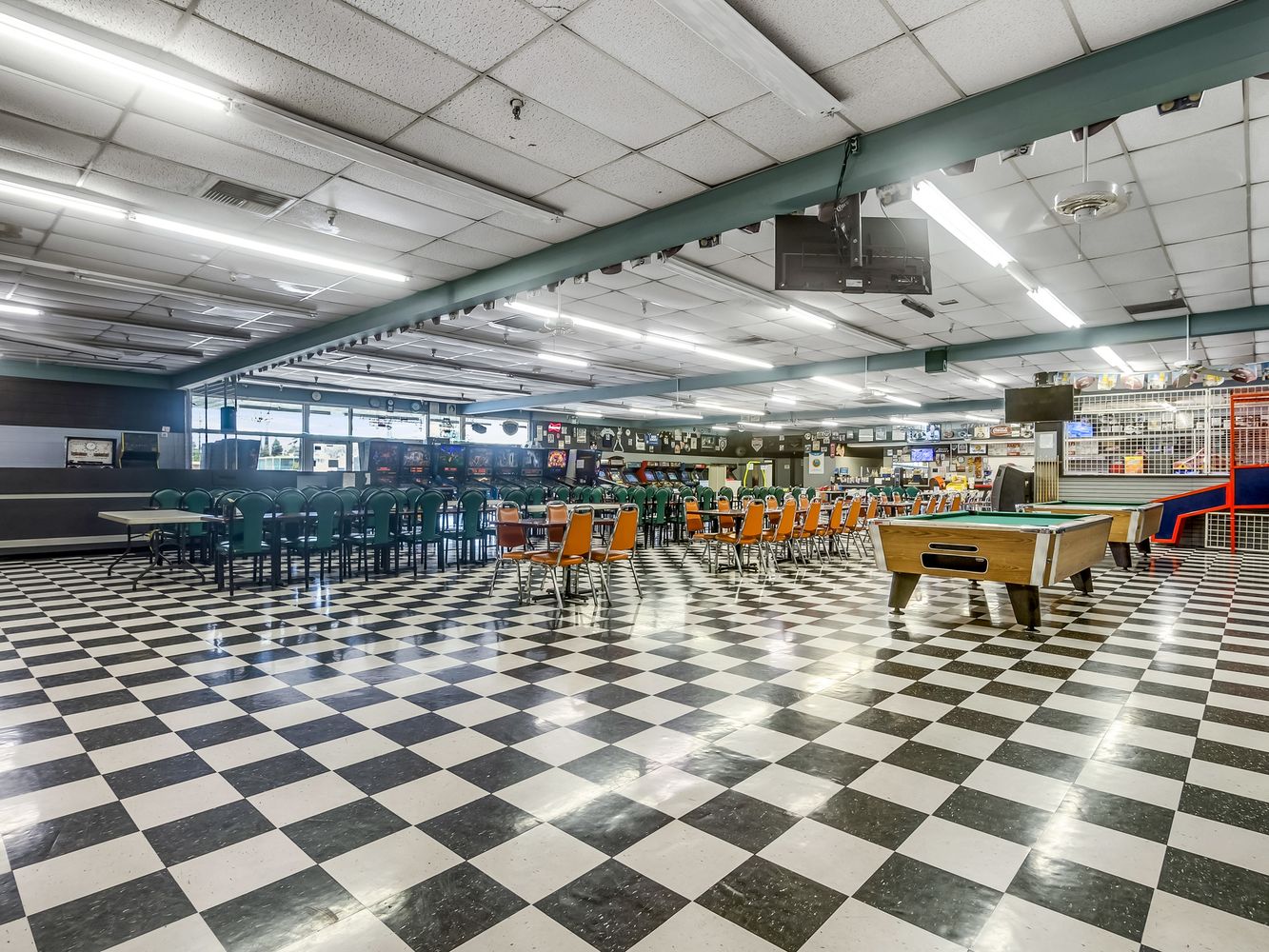 Highly Established Turn Key Pizza Planet-Video World in Selma, CA: 1900 Floral Ave, Selma, CA 93662